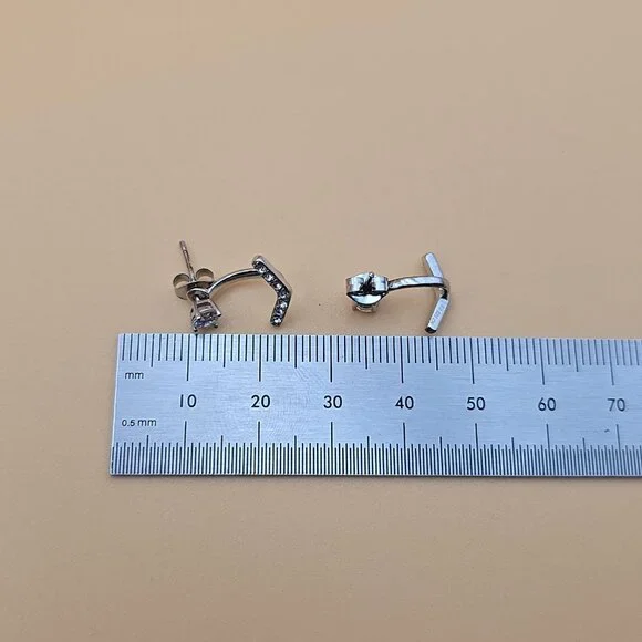 Sterling Silver Cubic Zirconia Gemstone Anchor Earrings A5064 - Picture 6 of 7